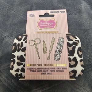 The Vintage Cosmetic Company 4-Piece Manicure 💅 Purse/Kit 👛